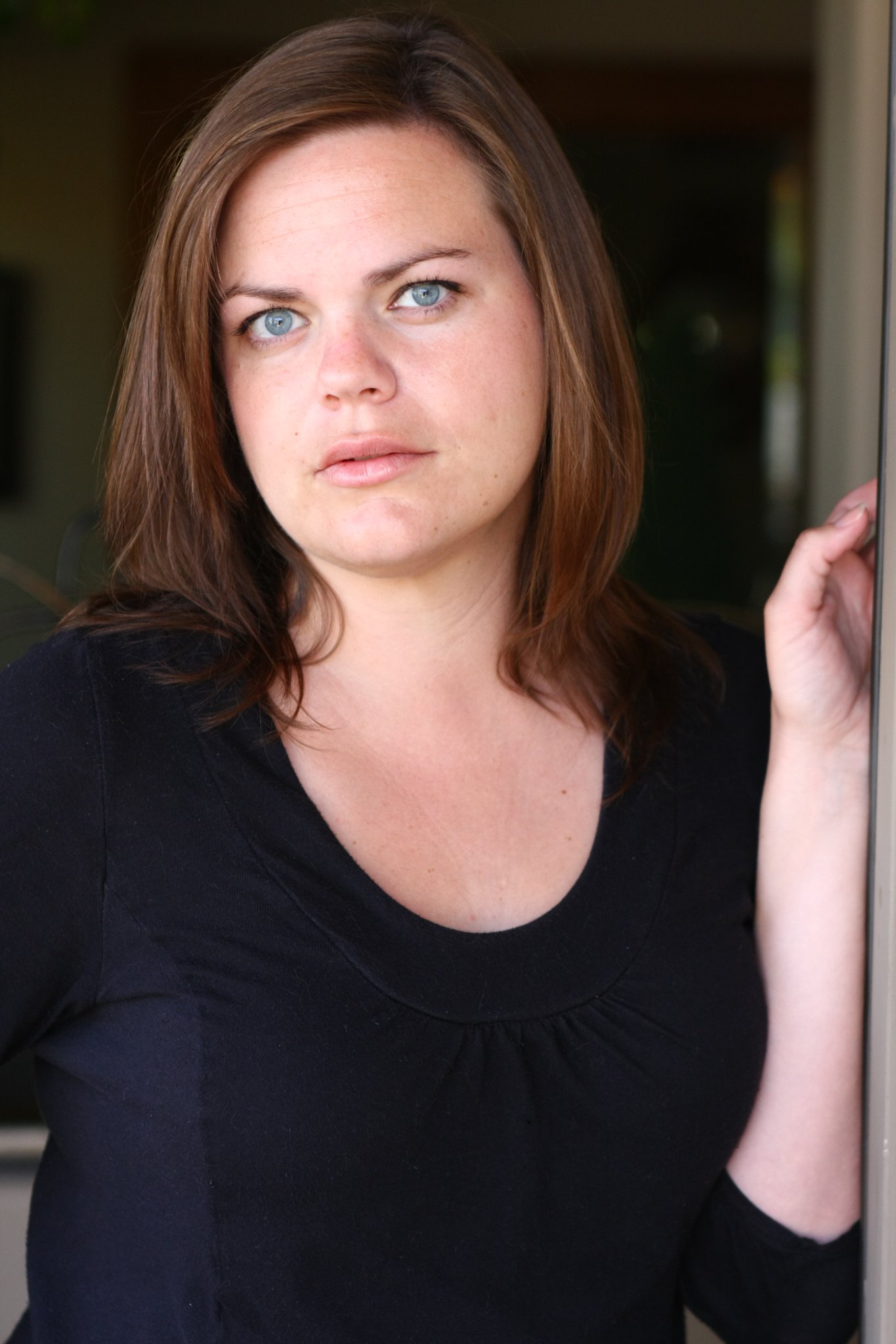 Фото - Элизабет Томпсон: 1365x2048 / 262 Кб