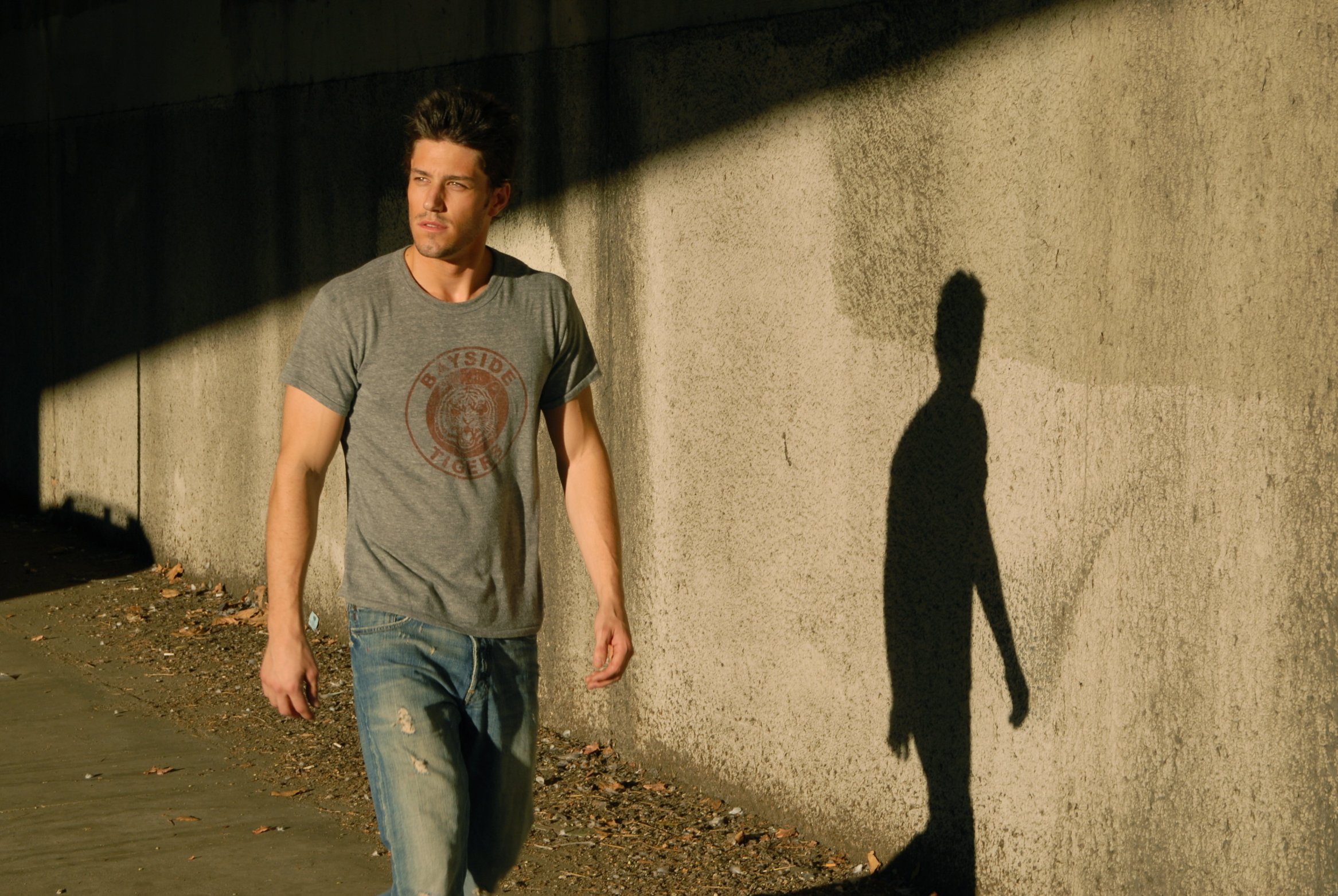 Фото - Брэндон Куинн: 2333x1563 / 638 Кб