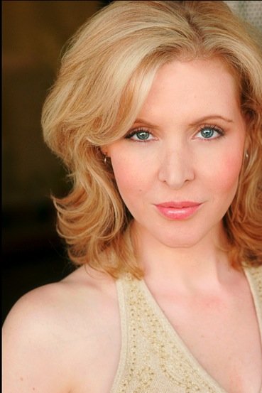 Фото - Кристин Шоу: 369x553 / 35 Кб