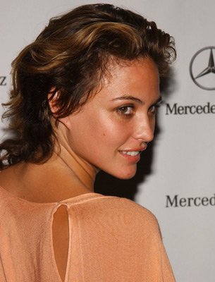 Фото - Джози Мэран: 305x400 / 25 Кб