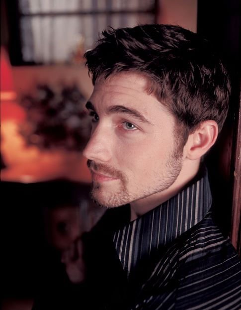 Фото - Тайрон Лейтсо: 485x623 / 41 Кб