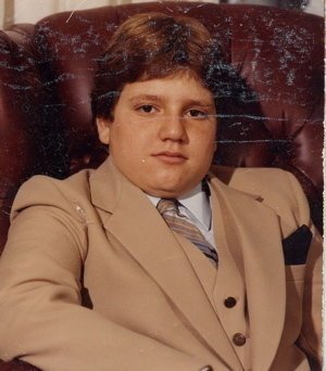 Фото - Адам Ветри: 300x342 / 23 Кб