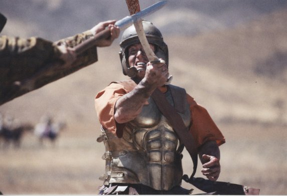 Фото - Джеймс П. Беннетт: 573x391 / 37 Кб