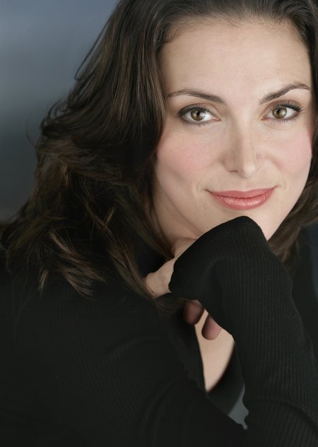 Фото - Rebekah Aramini: 450x633 / 34 Кб