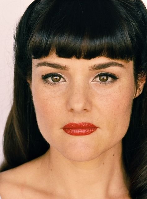 Фото - Nicole Hawkyard: 473x640 / 45 Кб