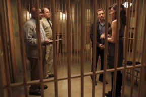 Фото - Микаэла Конлин: 288x192 / 15 Кб