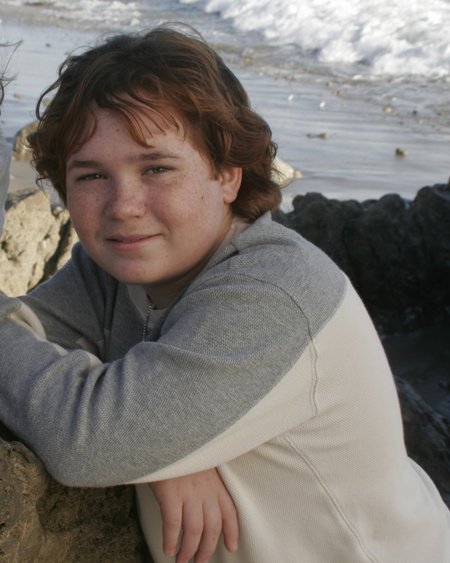 Фото - Коннор Матеус: 450x563 / 45 Кб