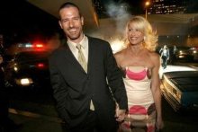 Фото - Kirstin Pierce: 220x147 / 9 Кб