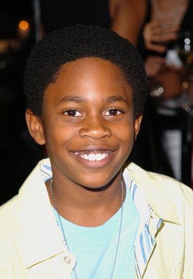 Фото - Малкольм Дэвид Келли: 276x400 / 21 Кб