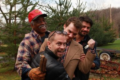 Фото - John Carlino: 384x256 / 30 Кб