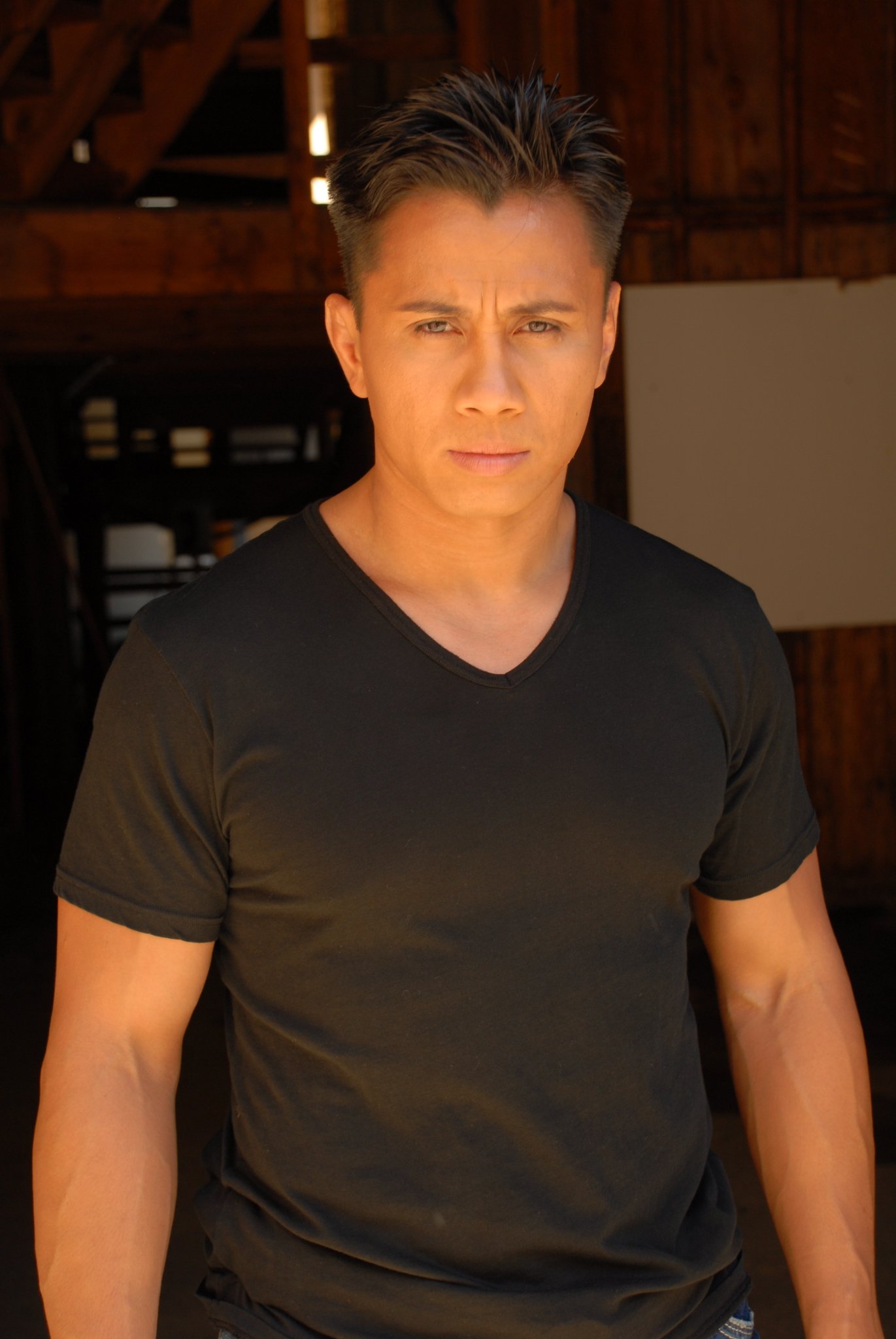 Фото - Кунг Ле: 1371x2048 / 219 Кб