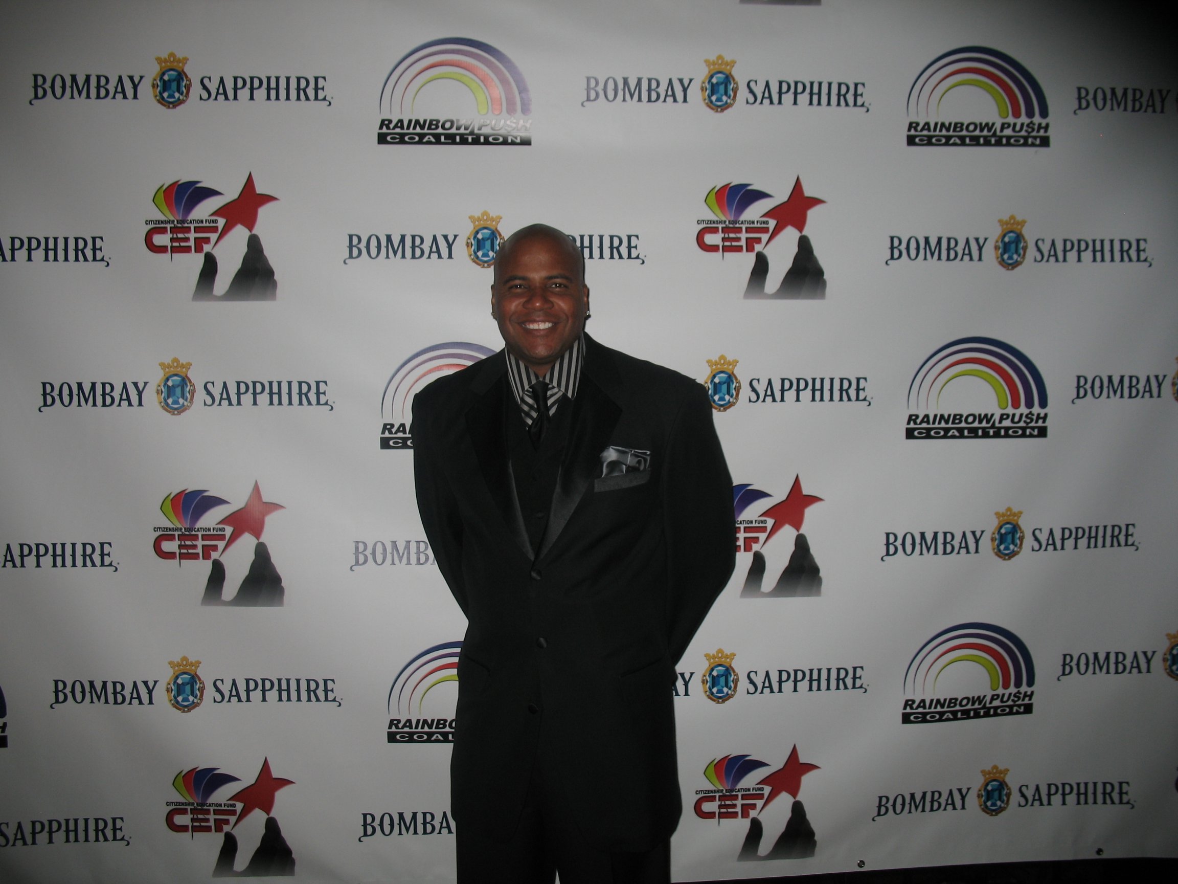 Фото - Винсент Уорд: 2304x1728 / 365 Кб