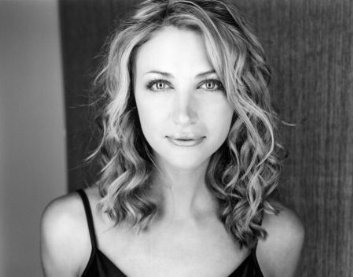 Фото - Дженнифер Бэкстер: 353x277 / 19 Кб