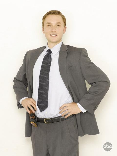 Фото - Джошуа Клоуз: 479x640 / 32 Кб