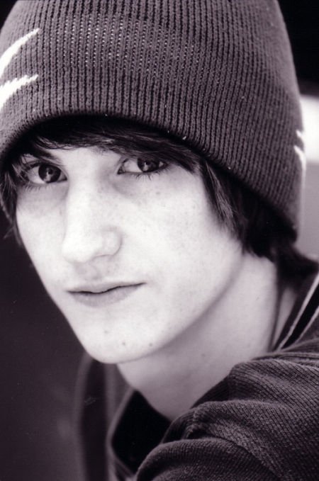 Фото - Trent Gill: 450x679 / 54 Кб