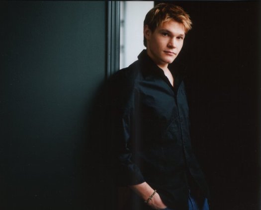 Фото - Curtis Harrison: 525x423 / 16 Кб