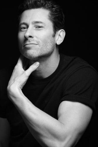 Фото - Michael Alban: 333x500 / 20 Кб