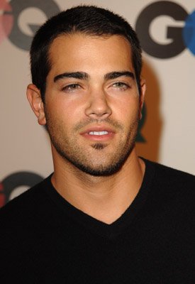 Фото - Джесси Меткалф: 275x400 / 18 Кб