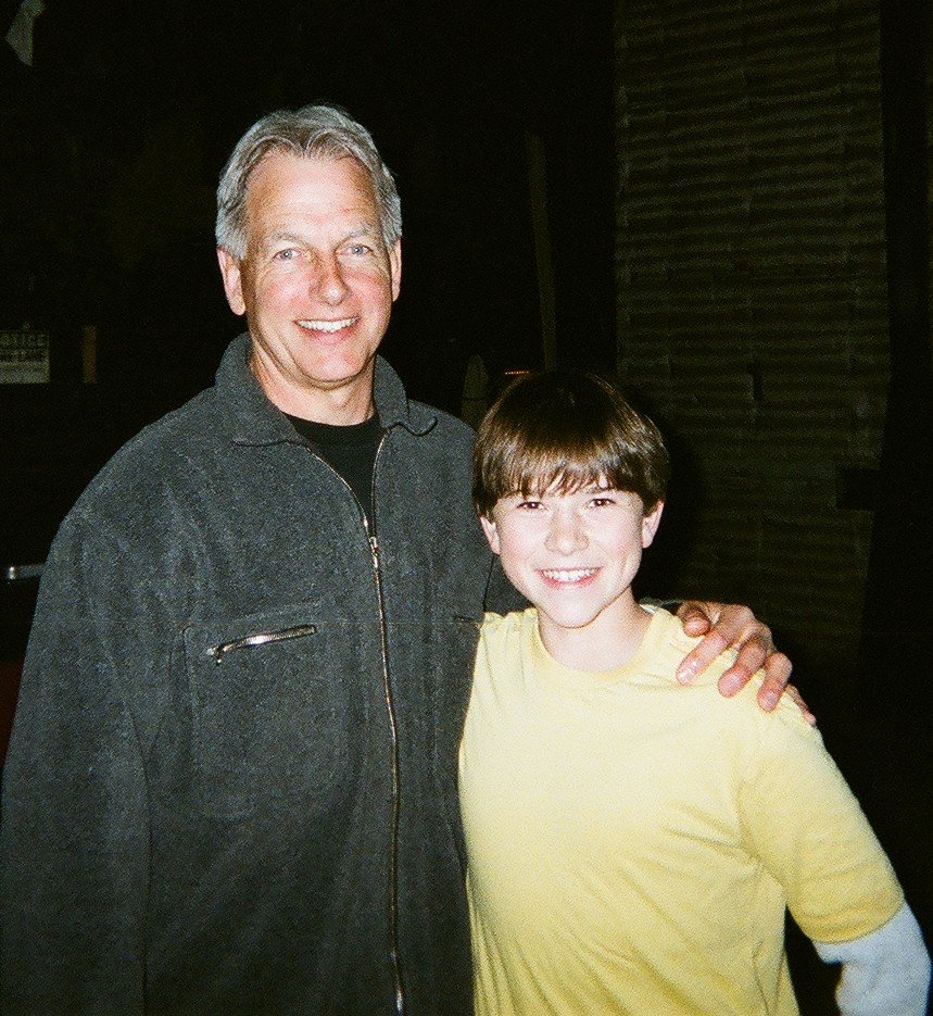 Фото - Виатт Смит: 859x935 / 214 Кб