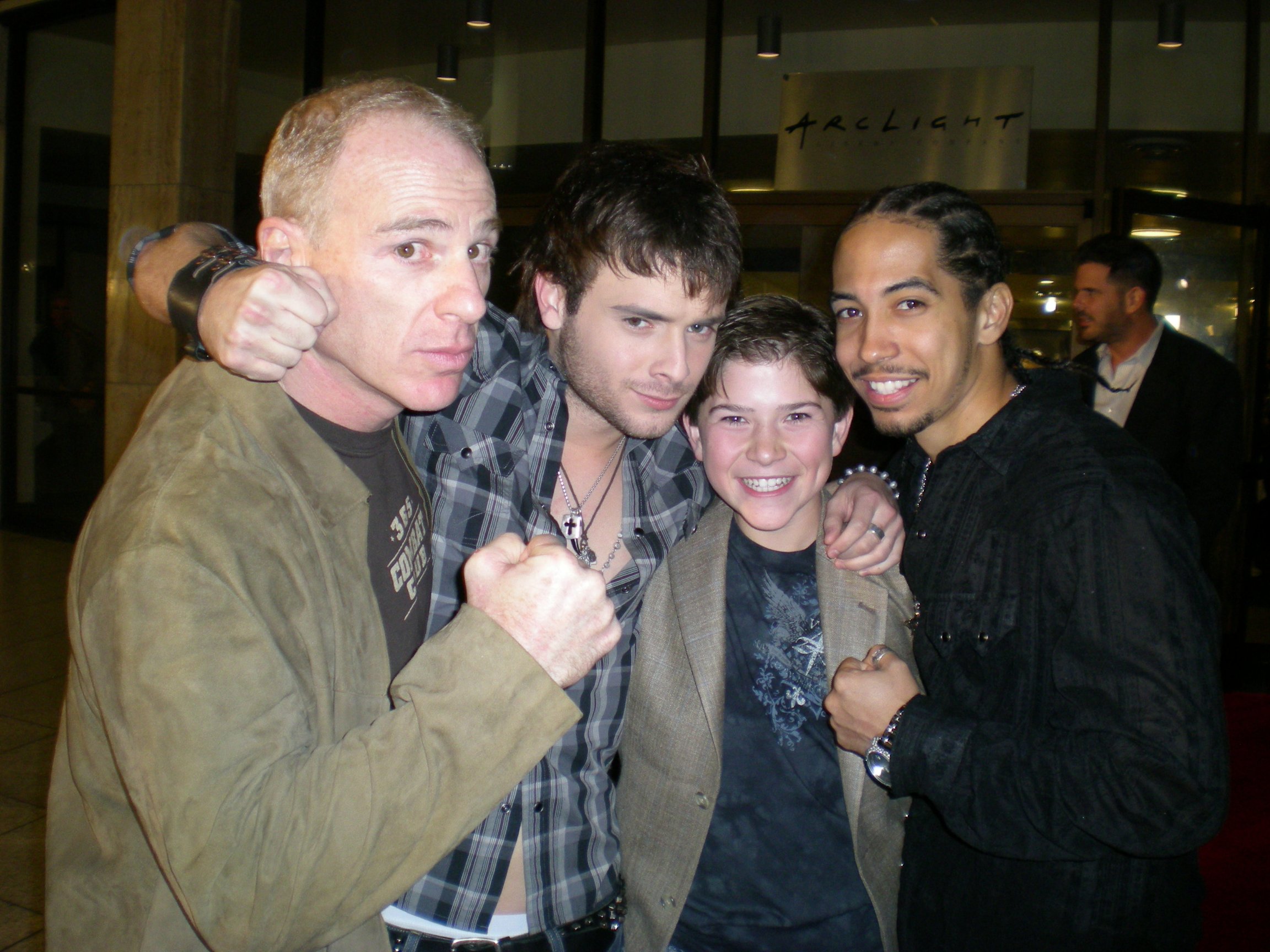 Фото - Виатт Смит: 2304x1728 / 516 Кб