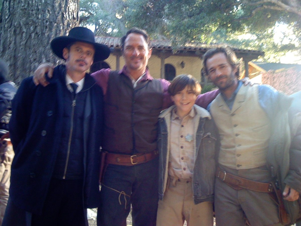 Фото - Виатт Смит: 1200x900 / 170 Кб