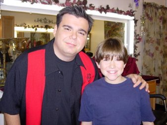 Фото - Виатт Смит: 337x252 / 22 Кб