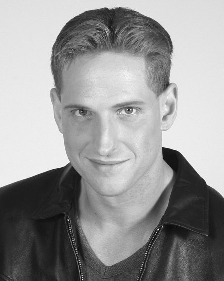 Фото - Mark Bedell: 450x563 / 38 Кб