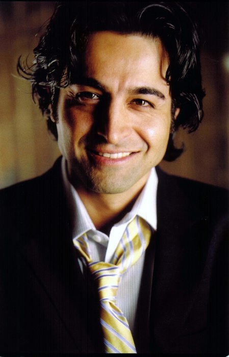 Фото - Nicholas Guilak: 449x700 / 44 Кб