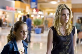 Фото - Макензи Вега: 323x215 / 18 Кб