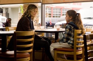 Фото - Макензи Вега: 323x215 / 21 Кб