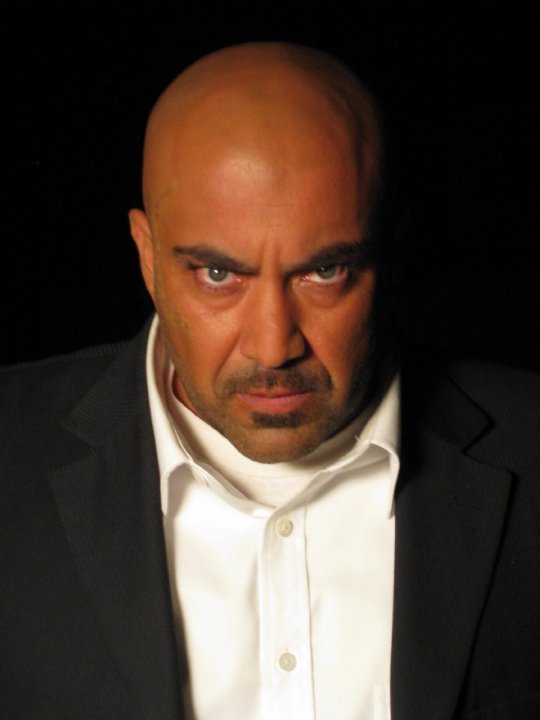 Фото - Eric Martinez: 540x720 / 34 Кб