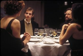 Фото - Аарон Стэнфорд: 326x219 / 14 Кб