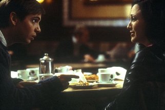 Фото - Аарон Стэнфорд: 322x214 / 13 Кб