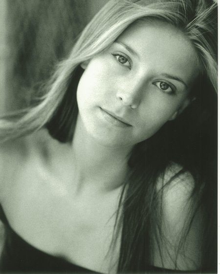 Фото - Шарлотта Солт: 450x559 / 38 Кб