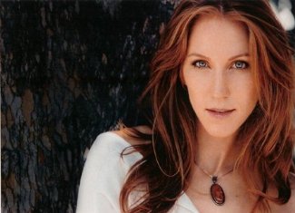 Фото - Gillian Shure: 325x235 / 19 Кб