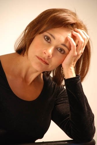 Фото - Irene Santiago: 335x500 / 24 Кб