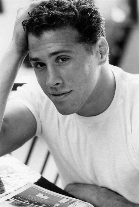 Фото - Jonathan Kowalsky: 450x669 / 51 Кб