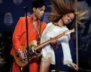 Фото - Maya McClean: 298x234 / 19 Кб