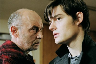 Фото - Сэм Райли: 400x267 / 23 Кб