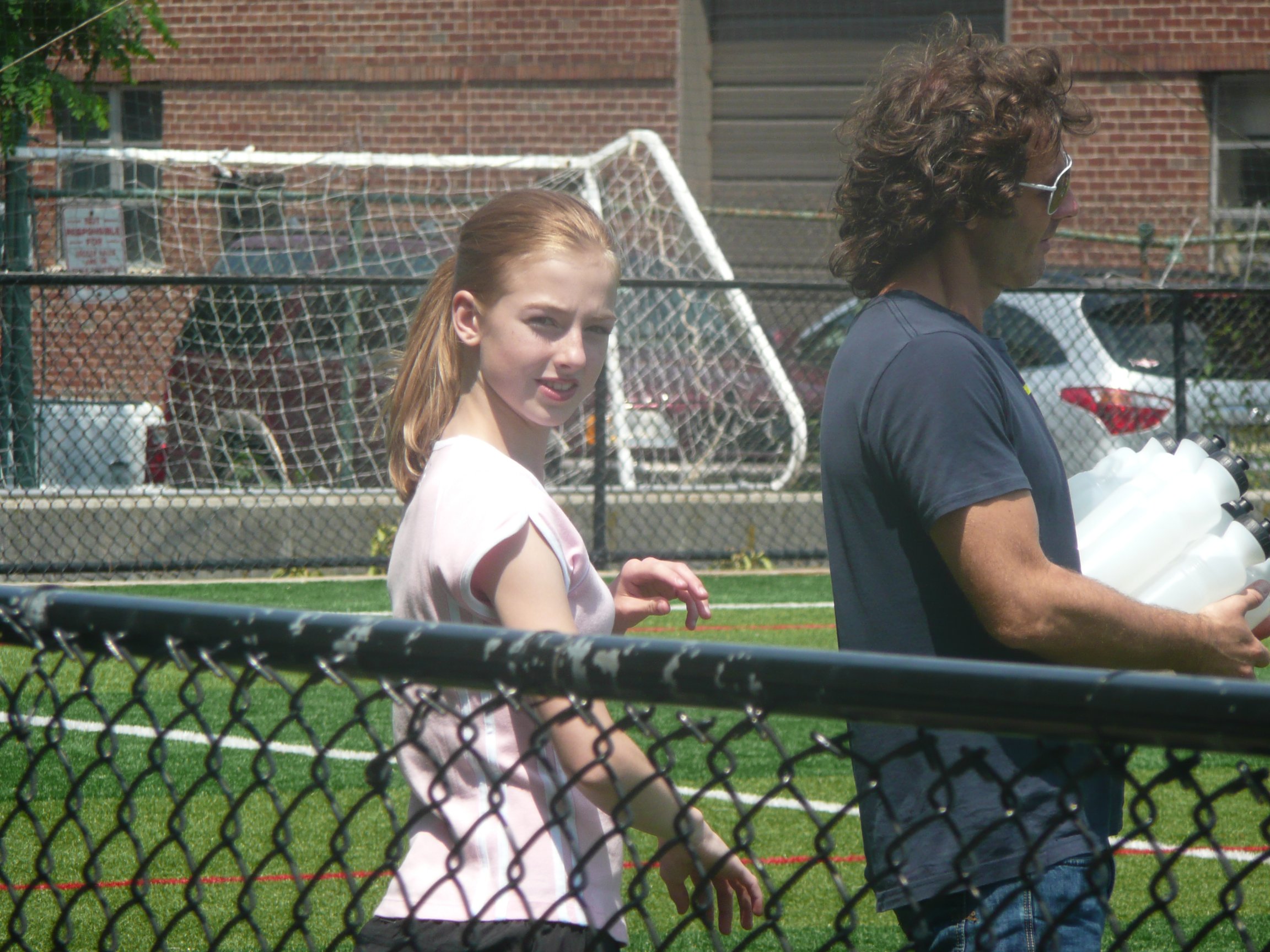 Фото - Гэбриэлль Бреннан: 2304x1728 / 584 Кб