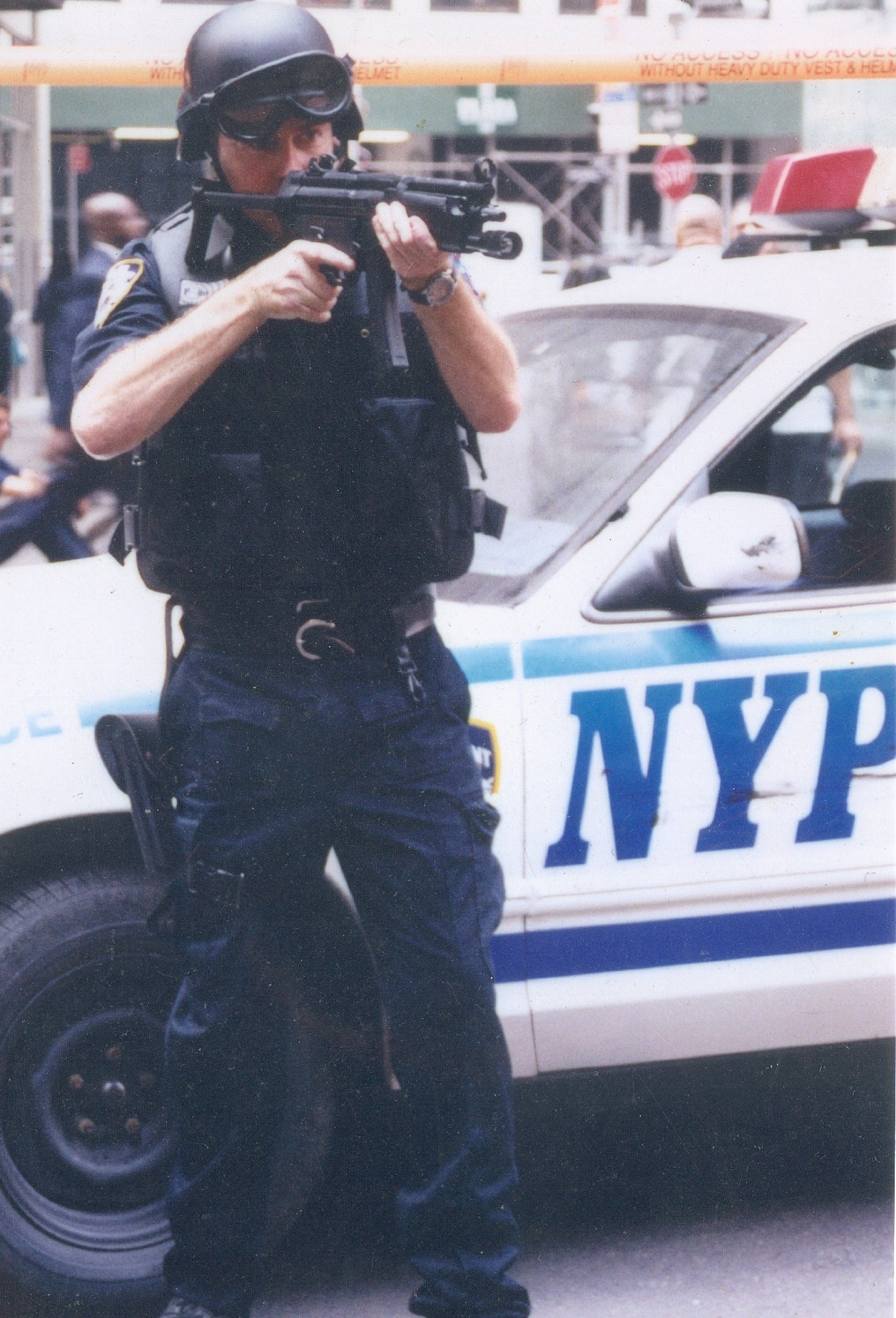 Фото - Philippe Vonlanthen: 1392x2048 / 553 Кб