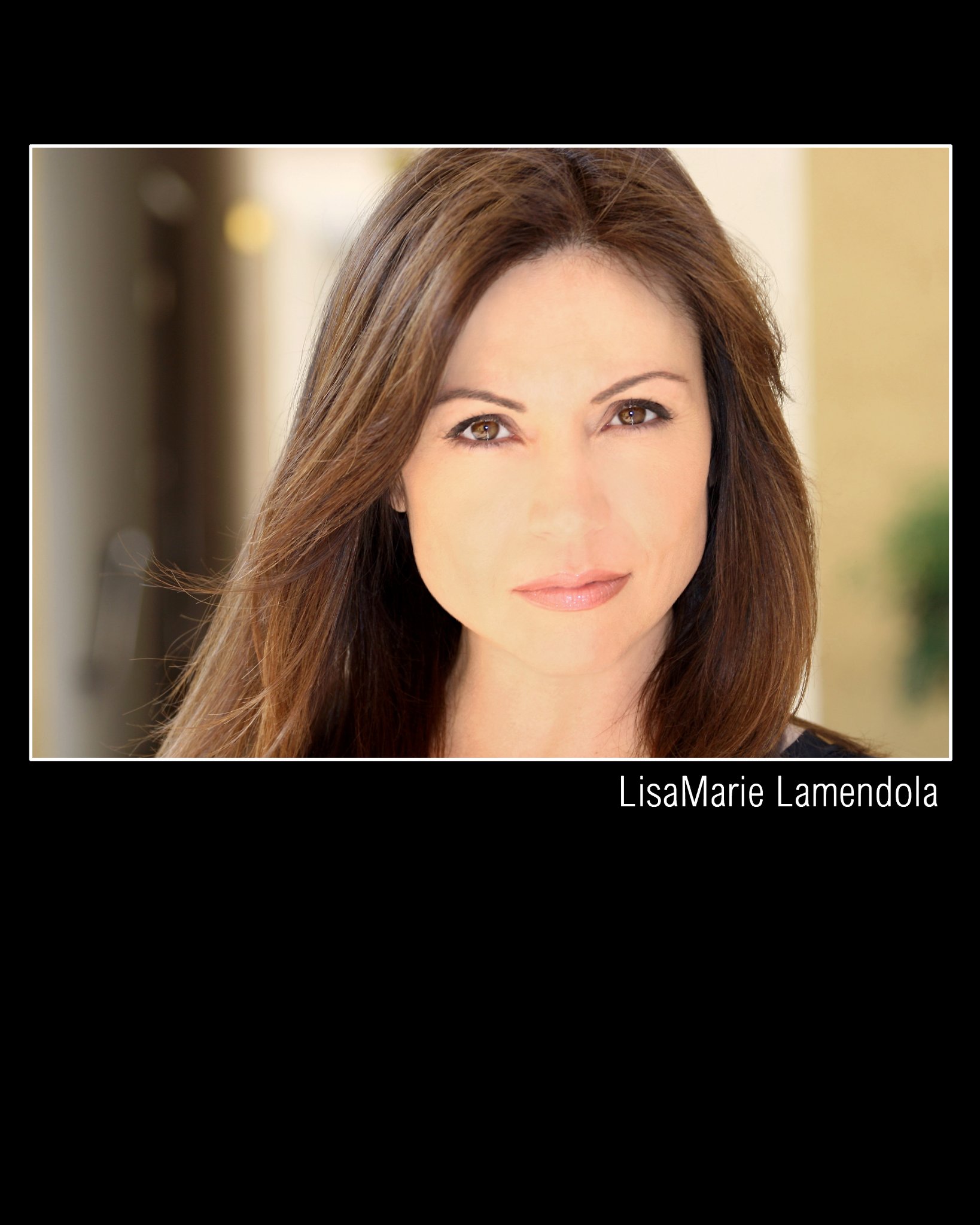 Фото - Lisa Lamendola: 1638x2048 / 240 Кб