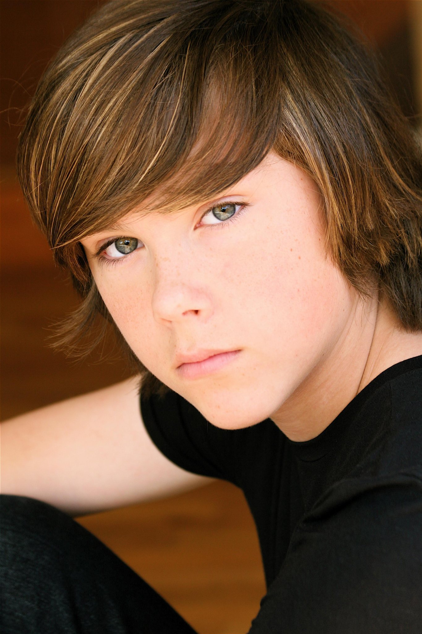 Фото - Джереми Шэда: 1365x2048 / 390 Кб