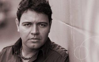 Фото - Juan Carlos Velis: 315x199 / 11 Кб