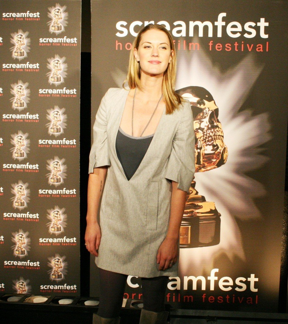 Фото - Лорен Ли Смит: 947x1065 / 222 Кб