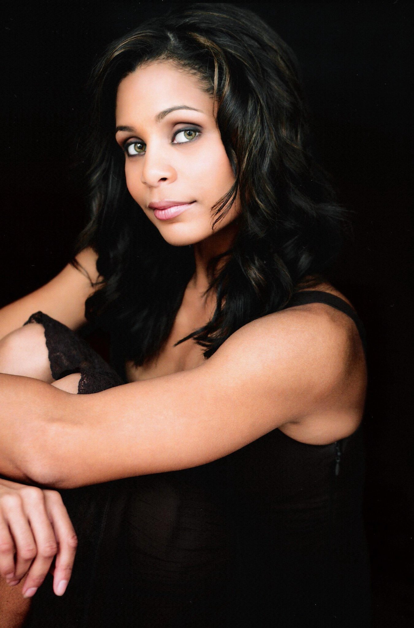 Фото - Alana Husband: 1350x2048 / 335 Кб