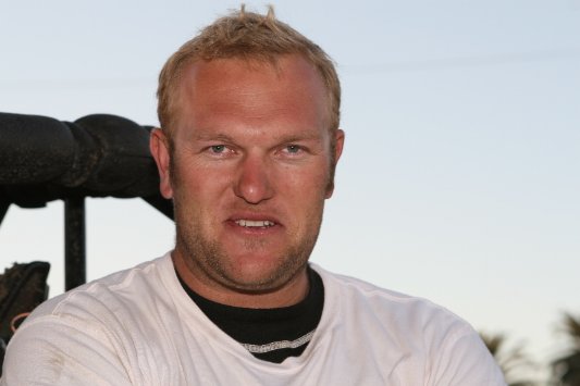 Фото - Errol Sack: 533x355 / 23 Кб