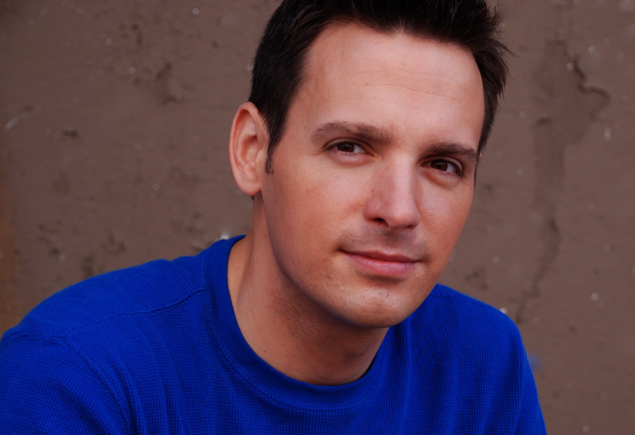 Фото - Джошуа Роллинз: 2069x1417 / 275 Кб