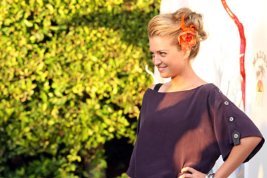 Фото - Lauren Storm: 267x178 / 18 Кб