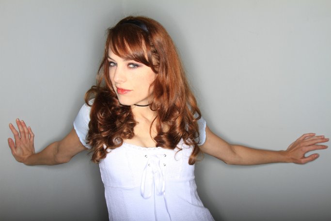 Фото - Mackenzie Firgens: 683x456 / 34 Кб